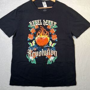 Full Tilt Rebel Heart Revolution T-shirt NWT- Men Large‎